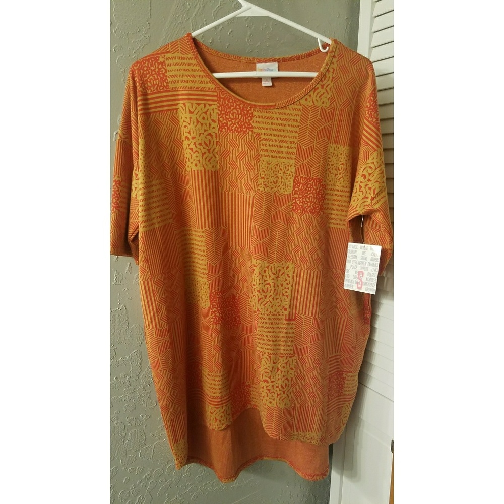 LULAROE. Small Irma.